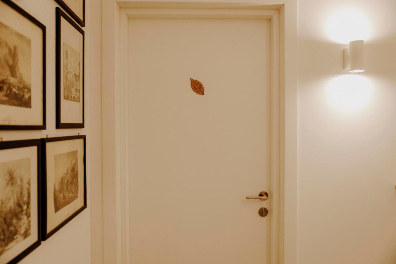 Petrarca17 Guest House A Due Passi Dal Mare Террачина Экстерьер фото