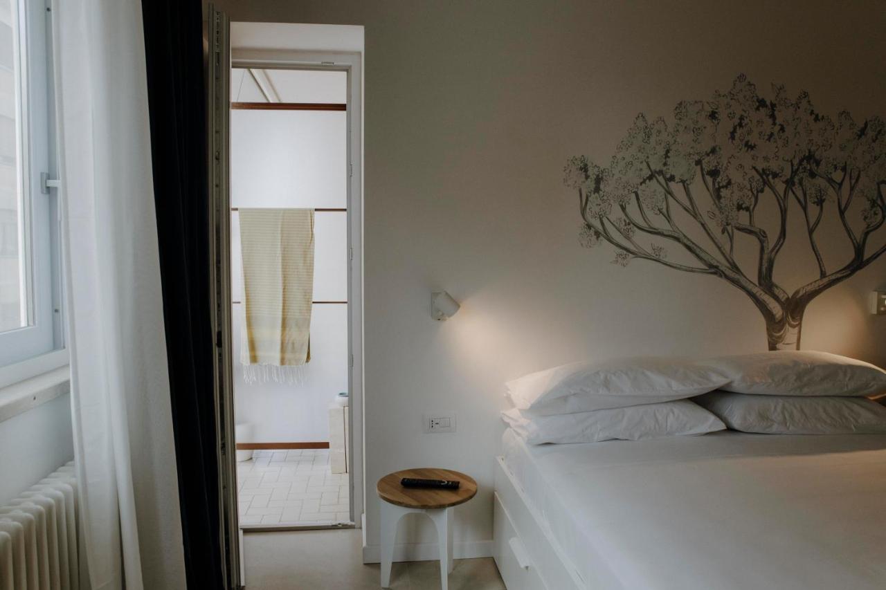 Petrarca17 Guest House A Due Passi Dal Mare Террачина Экстерьер фото